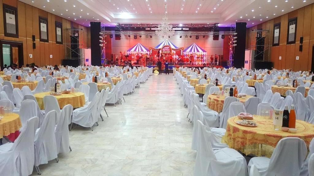 The Pine Resort Pathum Thani Exterior photo