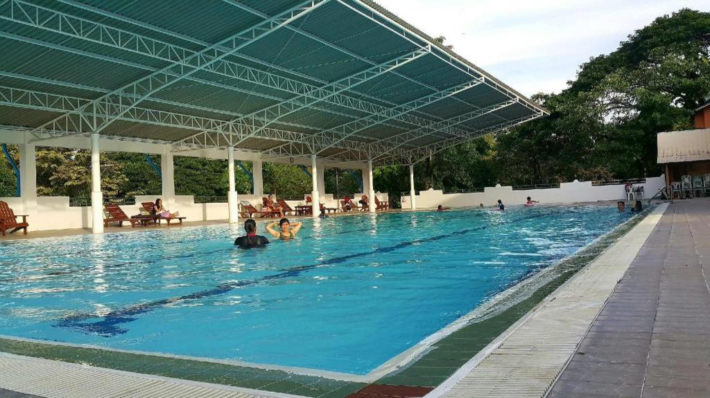 The Pine Resort Pathum Thani Exterior photo